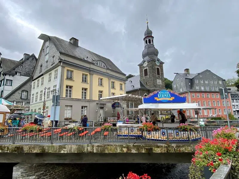 Monschau, Köln